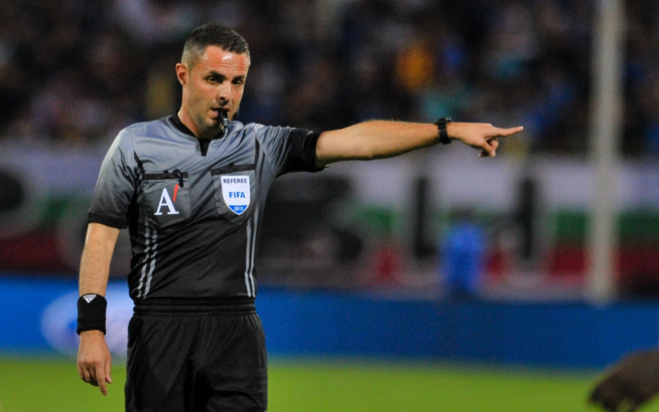 БФС обяви съдиите за четири мача от Първа лига width=