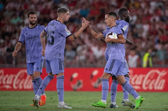 Реал Мадрид започна защитата на титлата с обрат срещу Алмерия