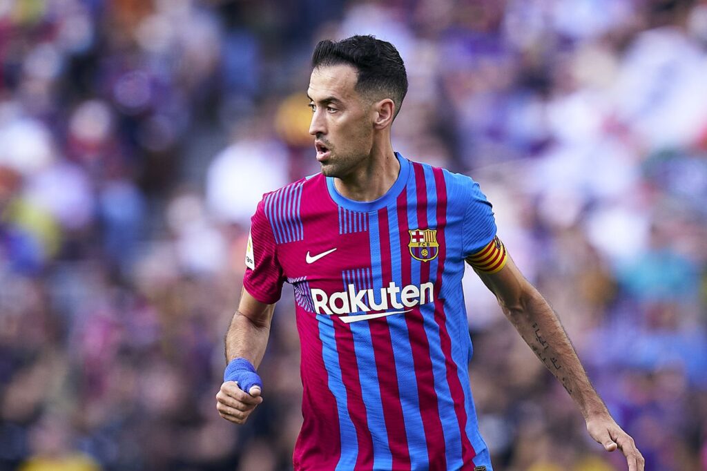 Бускетс ще си намали заплатата в Барса при важно условие