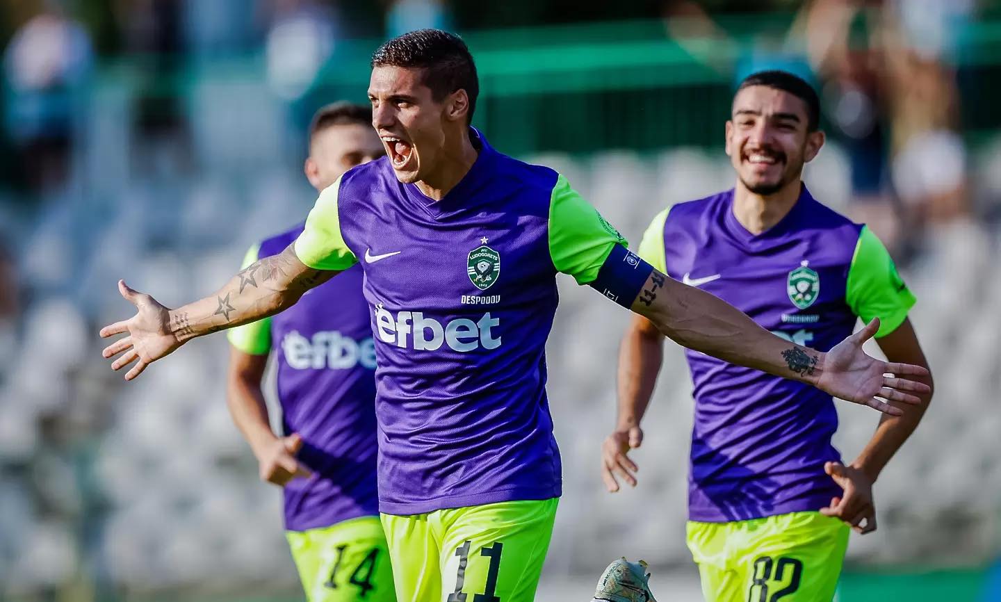 Десподов остава големият фаворит за „Футболист на годината“ width=