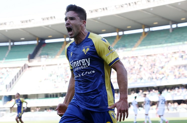 Наполи взима сина на Диего Симеоне