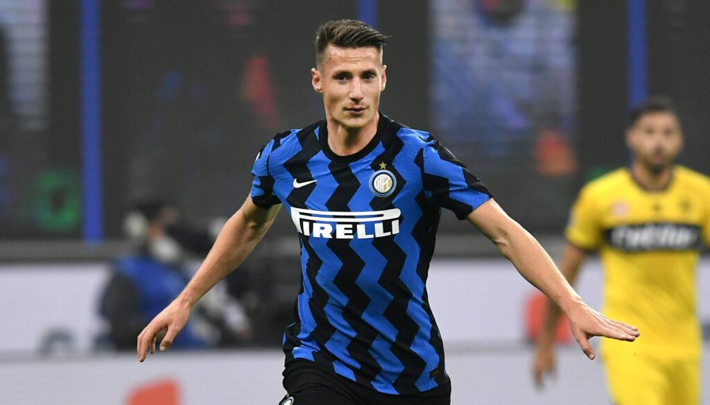 Сасуоло купува нападател на Интер