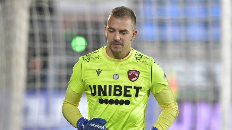 Български вратар спори за най-добър чужденец в румънската лига width=