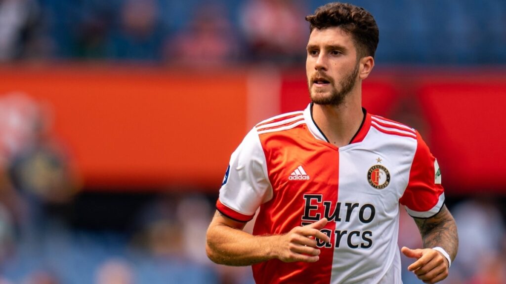 Новак във Висшата лига пазарува от Фейенорд