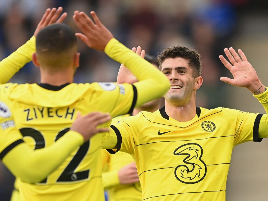 Милан ще вземе двама от Челси, ако продаде Леао