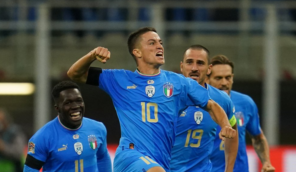 Осакатена Италия надви Англия с 1:0 и ги засили към Лига В