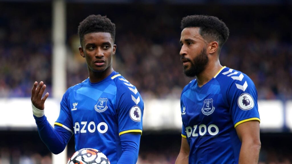 Още един американски бизнесмен купува отбор от Висшата лига