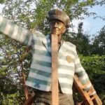 Паметникът на Никола Спасов вече е монтиран пред “Тича”