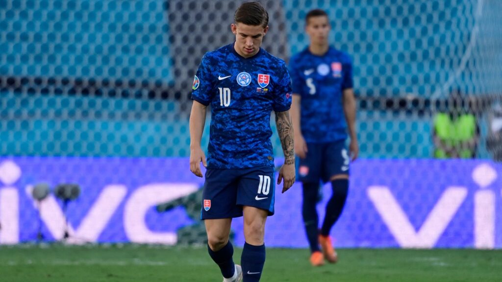 Словакия с изненадваща издънка срещу Беларус