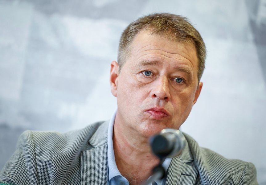 Стана ясно кой и как е платил за лагера на Левски в Дубай width=