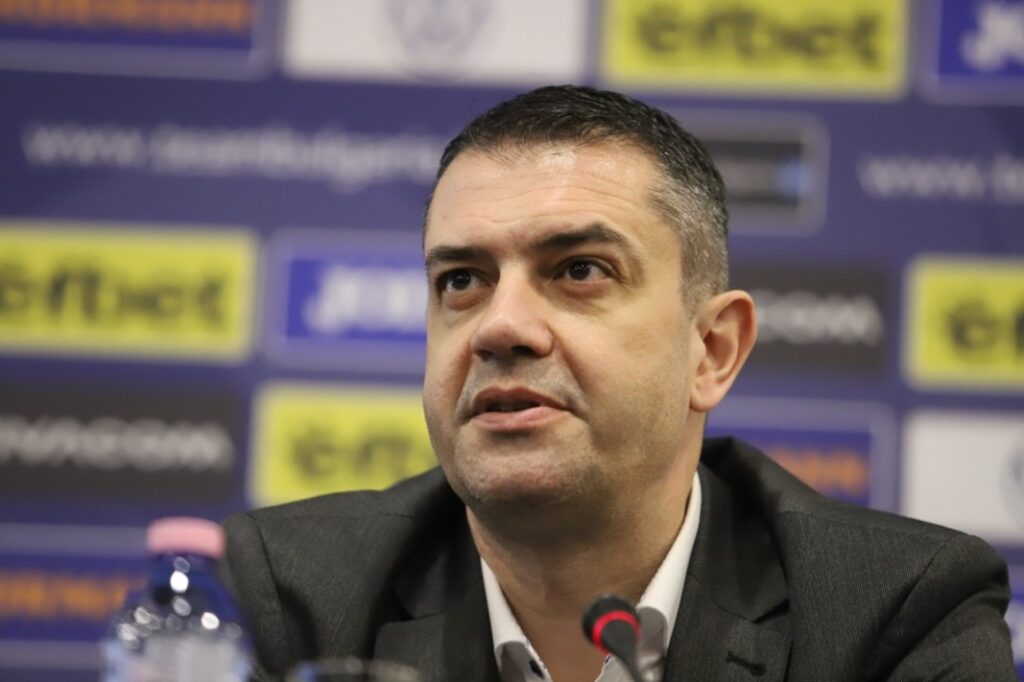 Пореден клуб от efbet Лига с атака към БФС и Виктор Кашай