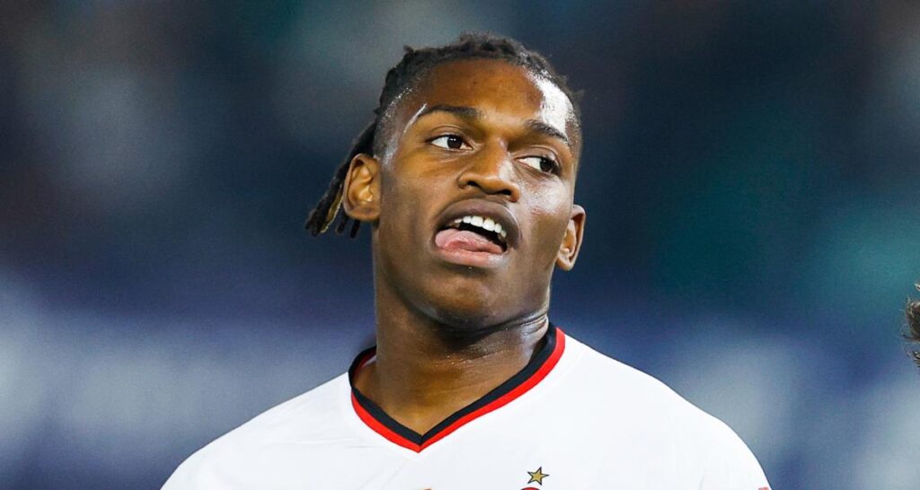 Тен Хаг иска от Юнайтед да му доведат Рафаел Леао