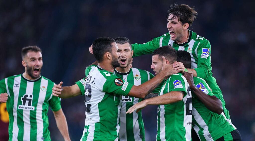 Рома остана зад Лудогорец, Бетис с трета победа