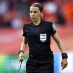 Френска съдийка пренаписва историята на световните първенства