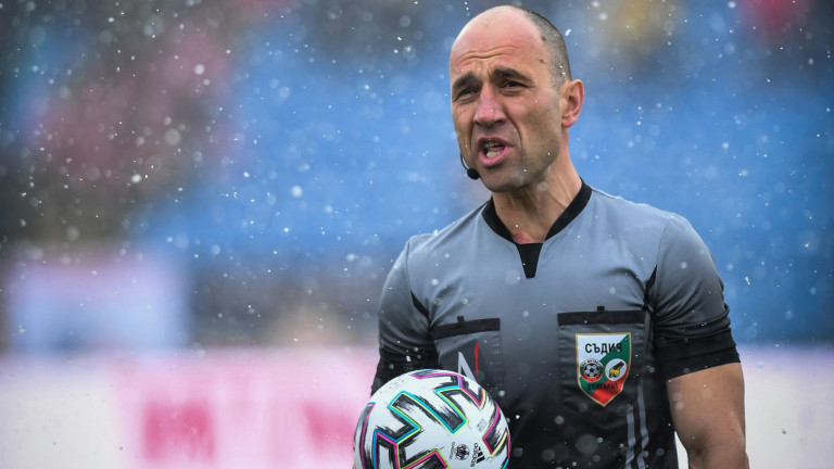 Третодивизионен клуб проплака от елитен рефер