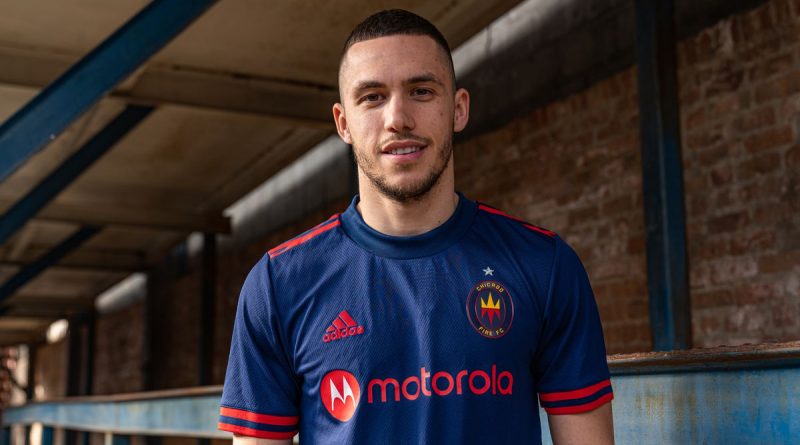 Чикаго търси начин да разкара “огромната грешка” Станислав Иванов