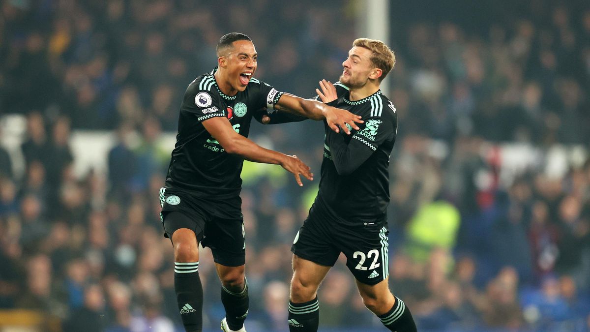 Лестър продължи да се подобрява и срещу Евертън width=