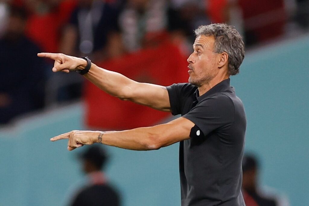 Футболната федерация на Испания очаква оставка от Луис Енрике