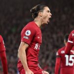 Ливърпул завърши годината с победа след два автогола