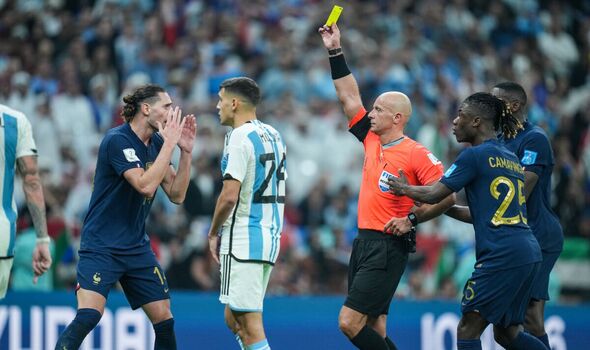 Марчиняк отговори на критиците си за финала в Катар