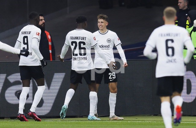 Айнтрахт и Унион Берлин с победи, влезнаха в топ 3 на Бундеслигата