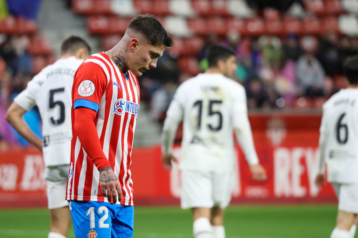 Валенсия се разправи с Хихон и продължава за купата width=