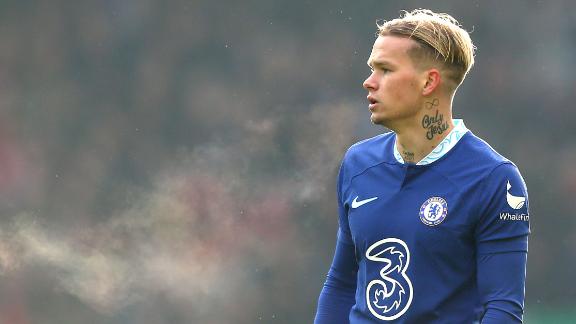 Велизар Димитров предложил Михайло Мудрик на два български отбора