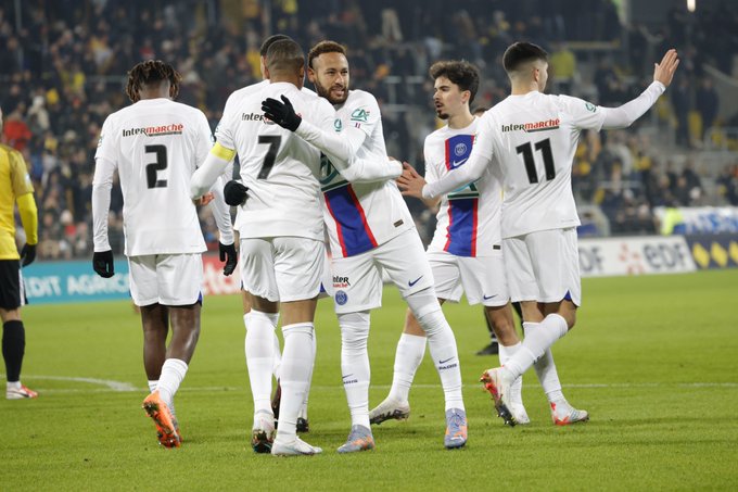 Мбапе с пет попадения при седемголова победа на ПСЖ