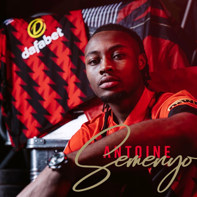 Борнемут подписа с национал на Гана