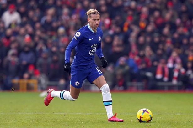 Челси включи Феликс, Мудрик и Фернандес в листа за ШЛ