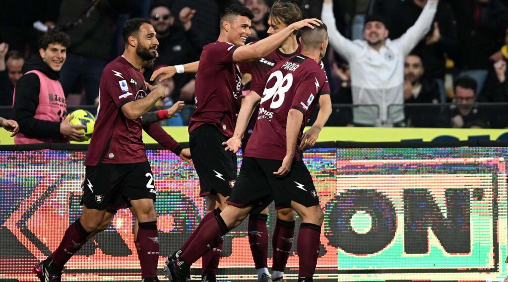 Салернитана и Болоня разделиха точките