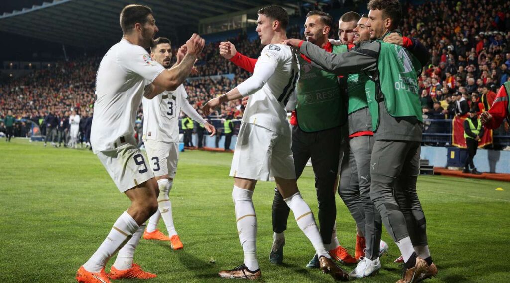 Душан Влахович вкара два гола в Подгорица, а Сърбия оглави групата ни