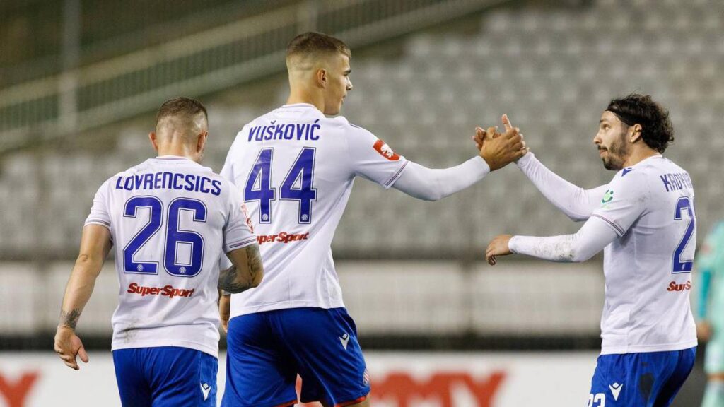 Манчестър Сити влиза в битката за младата звезда на Хайдук Сплит