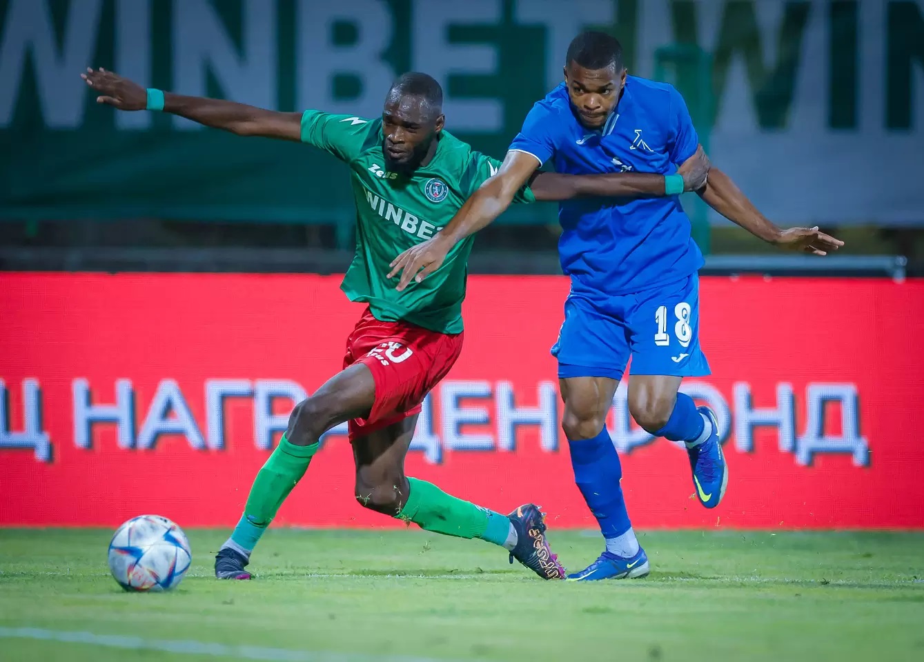 Меси от Ботев Враца с повиквателна за Конго width=