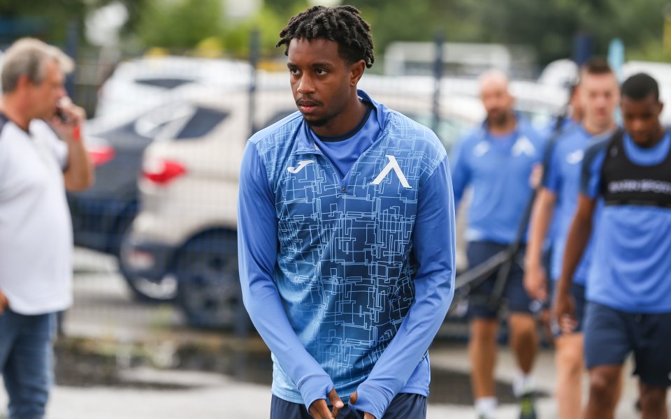 Вече е ясна съдбата на позабравен футболист в Левски width=