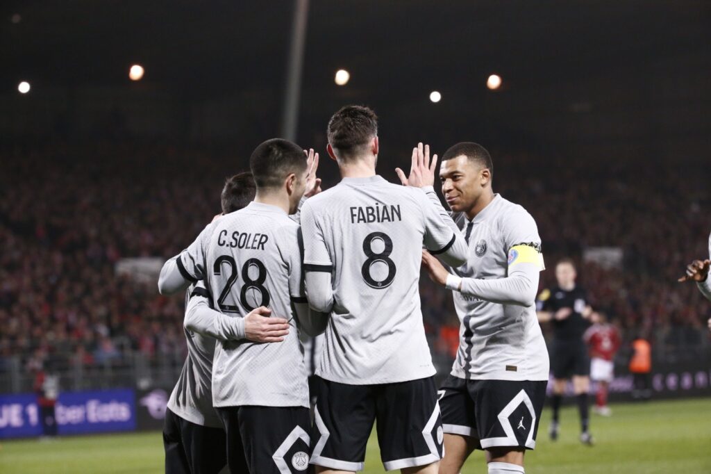 ПСЖ докосва титлата след победа над Троа