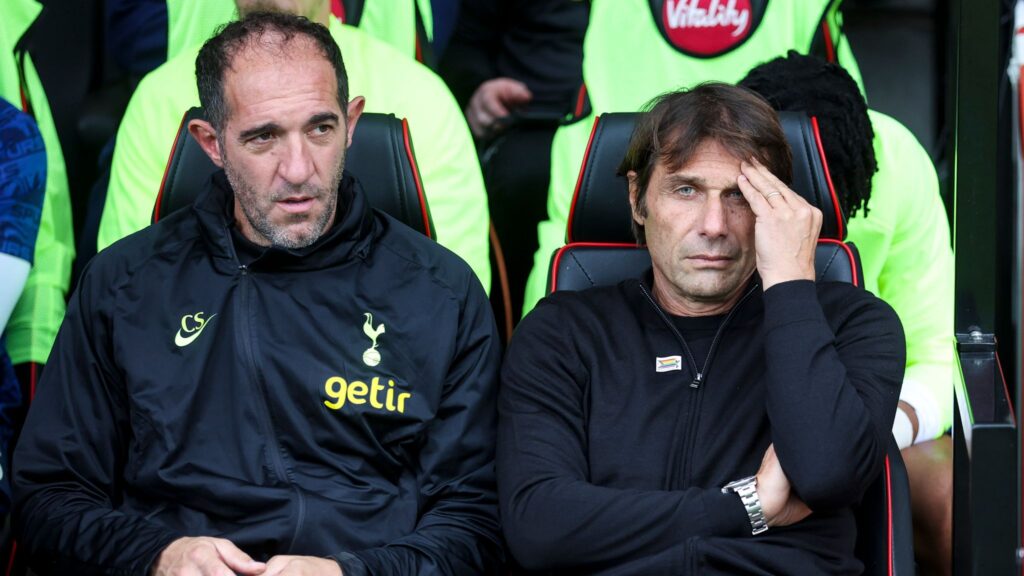 Разкриха каква е обстановката в Тотнъм след уволнението на Конте