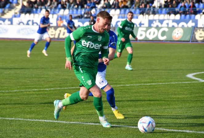 Берое и Спартак Варна не успяха да се победят в битката за оцеляване