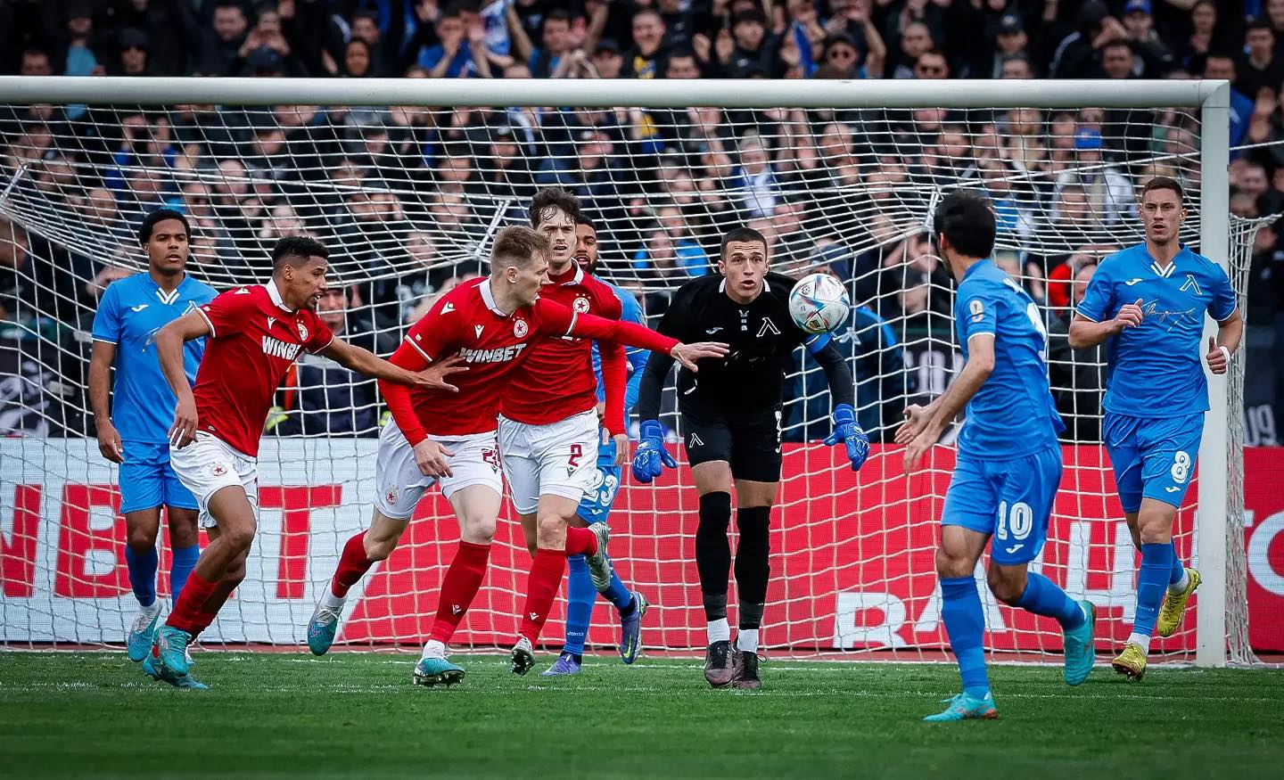 Прецедент! Стартовият състав на ЦСКА срещу Левски само от чужденци width=