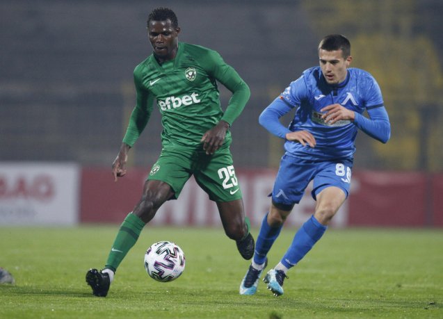 Бившият футболист на Лудогорец Стефан Баджи се завърна в Сенегал width=