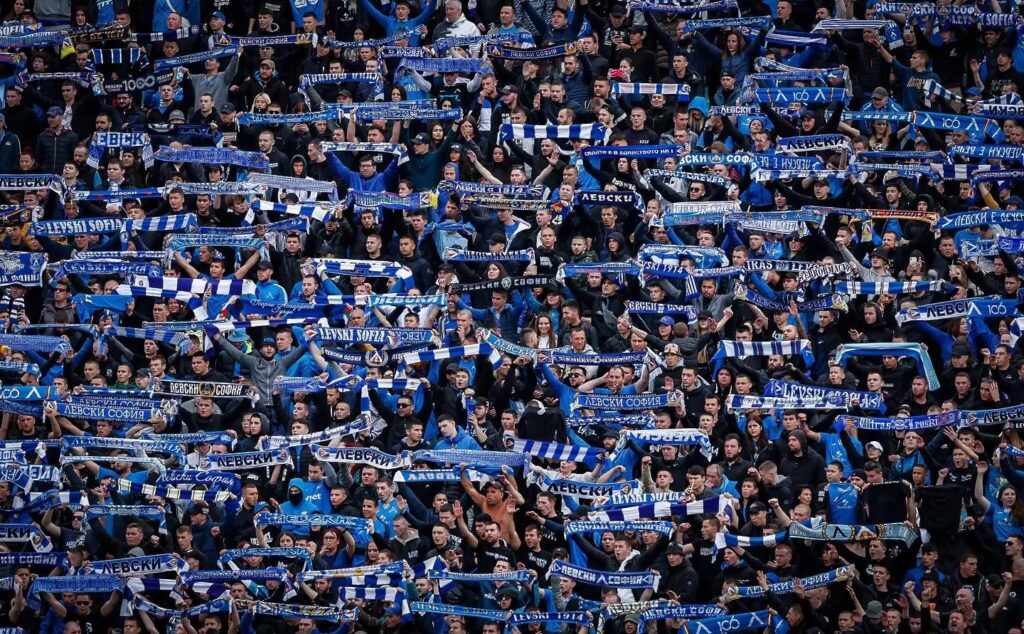 Левски към феновете си: Клубът е по-жив отвсякога заради вас