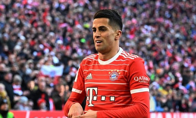 Барса искали Кансело през зимата, но Ман Сити отхвърлили офертата