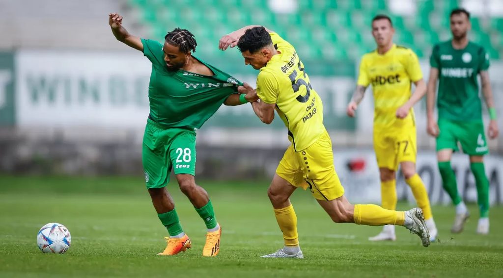 Хебър победи Ботев Враца в съмнителен мач с пет гола след почивката