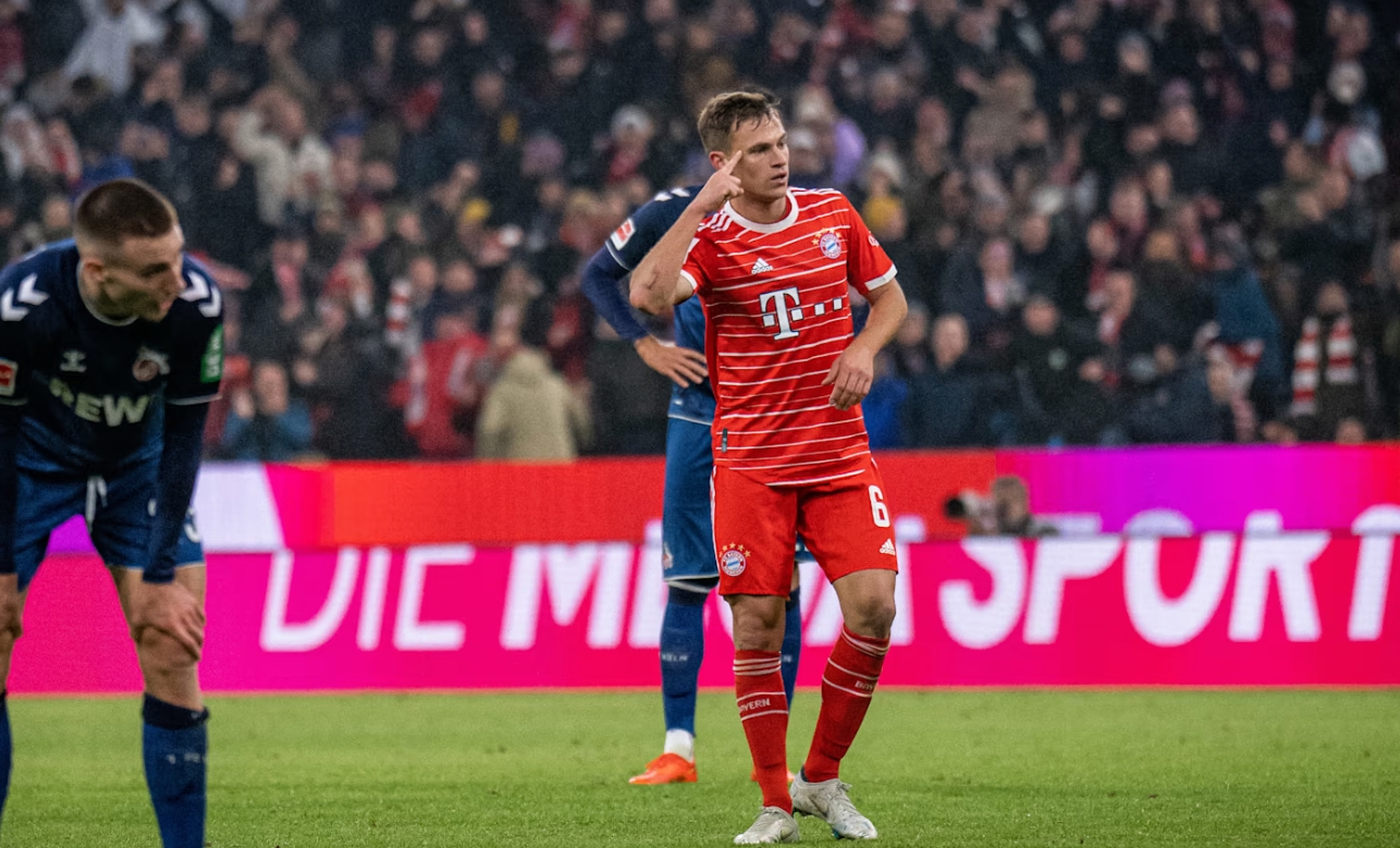 Кихим анонсира, че остава в Байерн