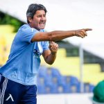 Костов не изненада с избора си на футболисти за реванша с Айнтрахт