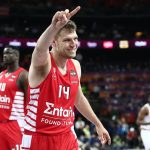 Олимпиакос и Везенков направиха първата крачка към титлата в Гърция