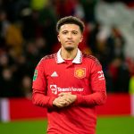 Неузнаваем! Звезда на Ман Юнайтед качи килограми по време на паузата