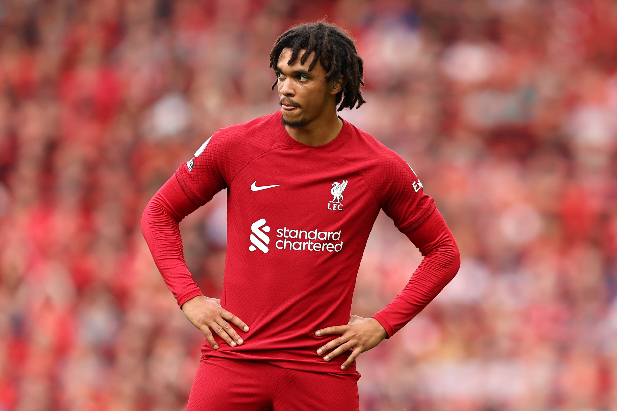 Реал Мадрид иска да привлече защитник на Ливърпул width=