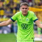 Тотнъм е по-близо до привличането на Мики ван де Вен