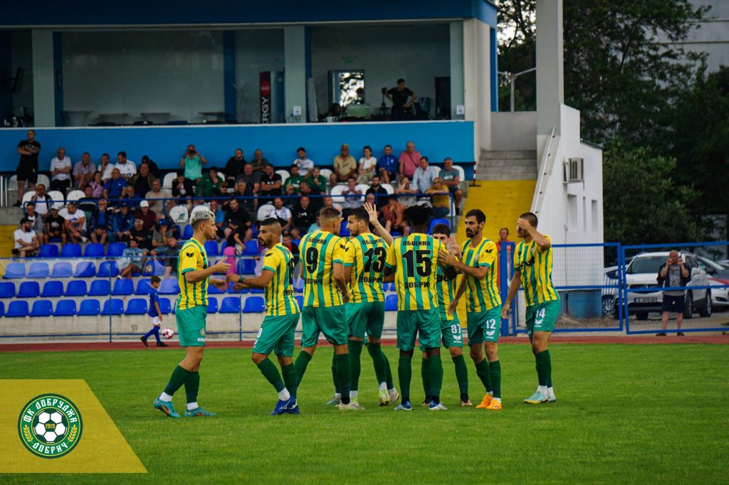 Добруджа тръгна с разгром във Втора лига и показа амбиции за елита